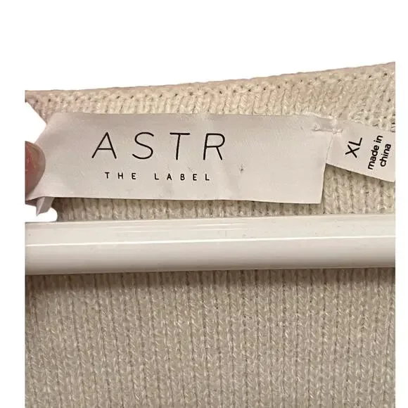 ASTR the Label Ivory Cardigan Sweater Size XL NWT - Picture 7 of 7
